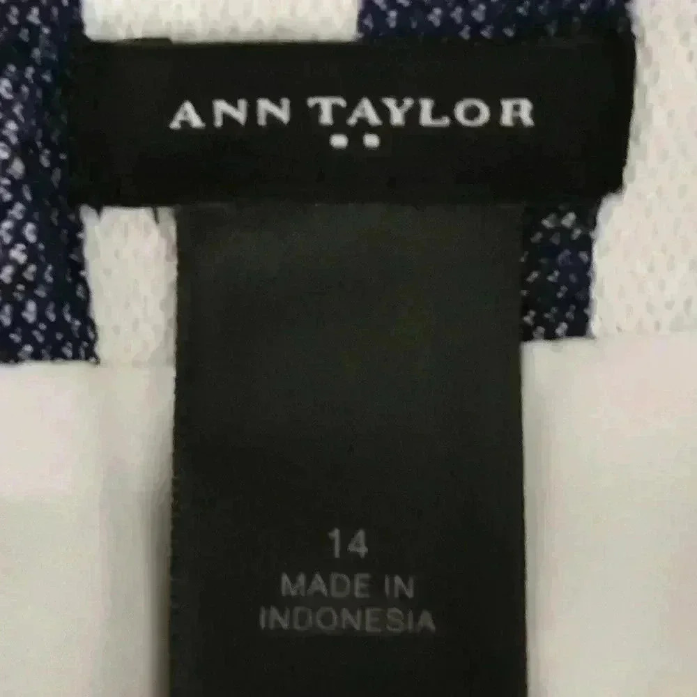 Ann Taylor pencil skirt | women's | linen | Navy and white striped | size 14 - Picture 5 of 6